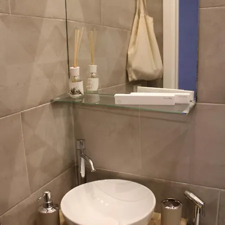 Quarto em Acomodações Particulares Il Borghetto Antico Roma